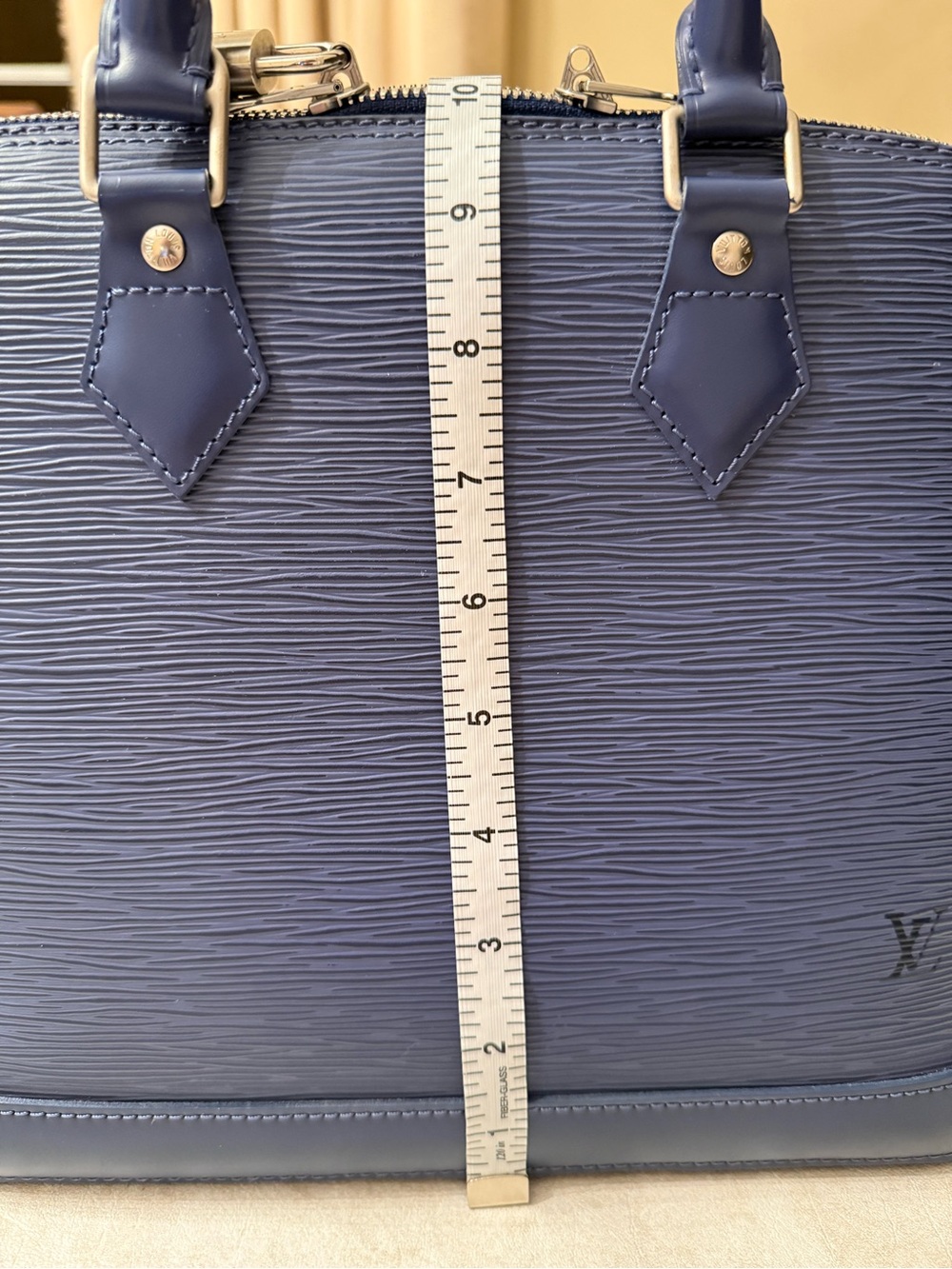 Louis Vuitton Blue Epi Alma PM Satchel - Picture 15 of 15